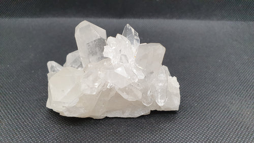 Druse de Cristal de Roche Brute - 156 grammes