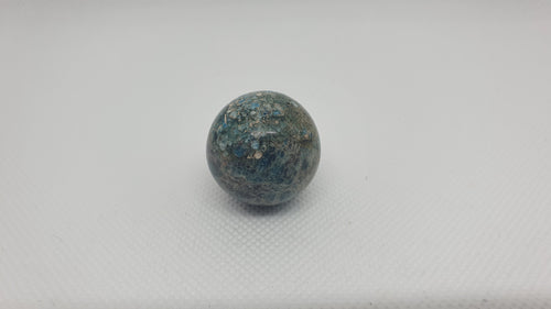 Sphère en Apatite Bleue