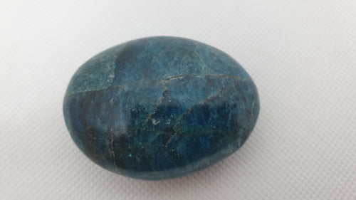 Galet en Apatite Bleue