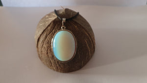 Pendentif en Opalite