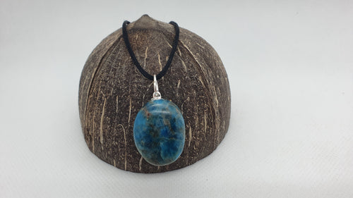 Pendentif en Apatite Bleue