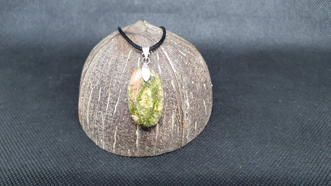 Pendentif en Unakite