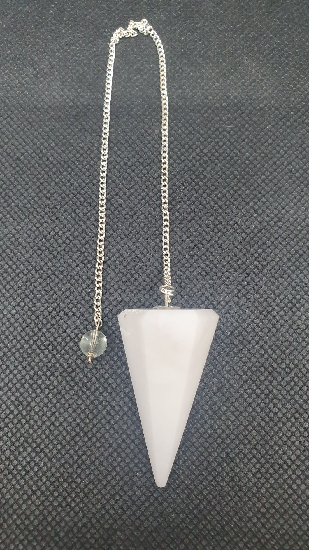 Pendule Cône en Agate Blanche