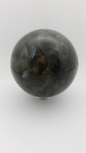 Sphère en Labradorite Moyenne, diamètre 9cm